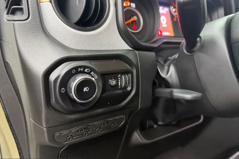 Jeep Wrangler din 2025 cu 24.548 km - oferta JEE258721 - foto 29