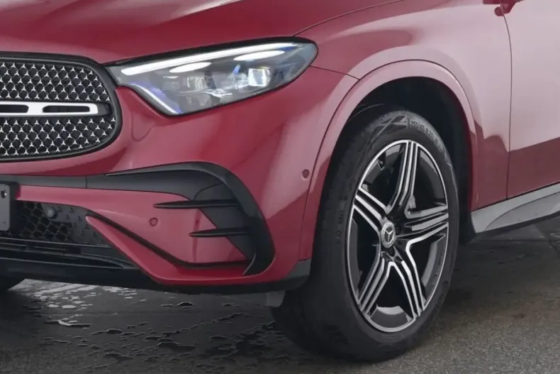 Mercedes-Benz GLC 300 (Clasa GLC) din 2025 cu 16.479 km - oferta MER258723 - foto 3