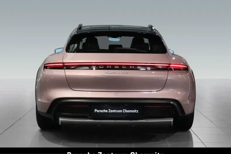 Porsche Taycan din 2023 cu 15.780 km - oferta POR258726 - foto 5