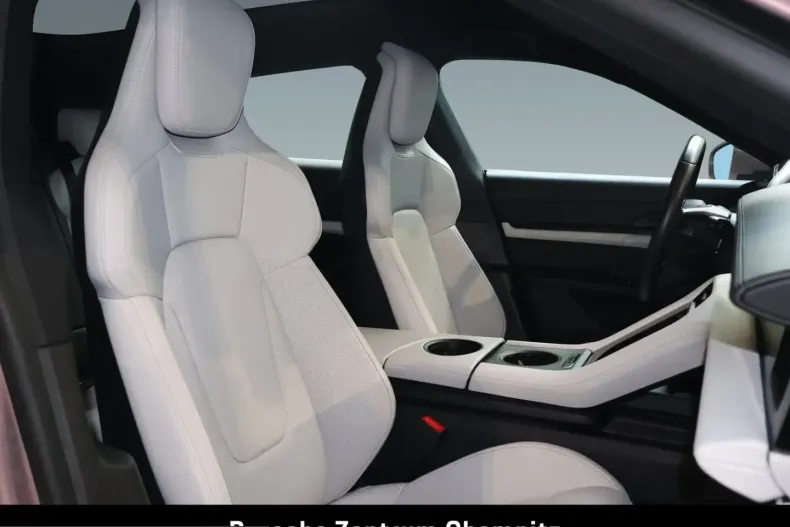 Porsche Taycan din 2023 cu 15.780 km - oferta POR258726 - foto 23