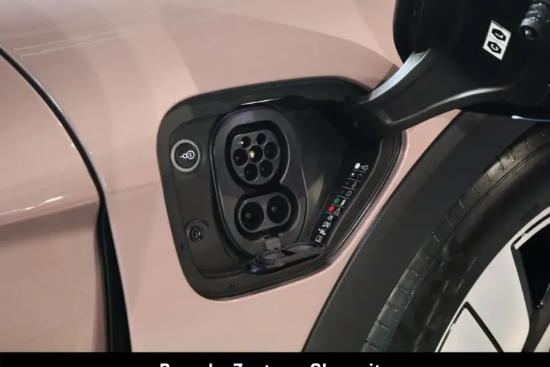 Porsche Taycan din 2023 cu 15.780 km - oferta POR258726 - foto 36
