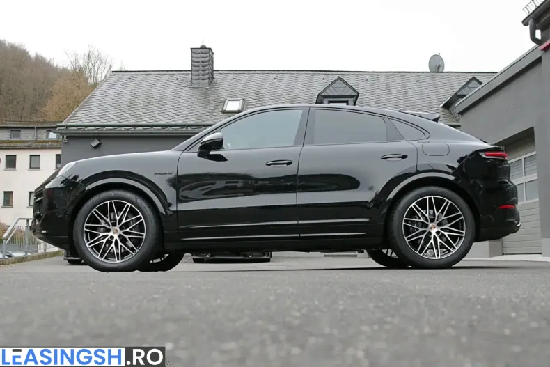Porsche Cayenne din 2025 cu 9.400 km - oferta POR258731 - foto 3
