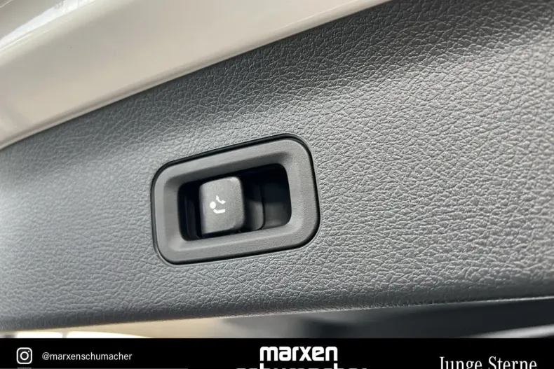 Mercedes-Benz GLS 450 (Clasa GLS) din 2024 cu 14.750 km - oferta MER258741 - foto 16