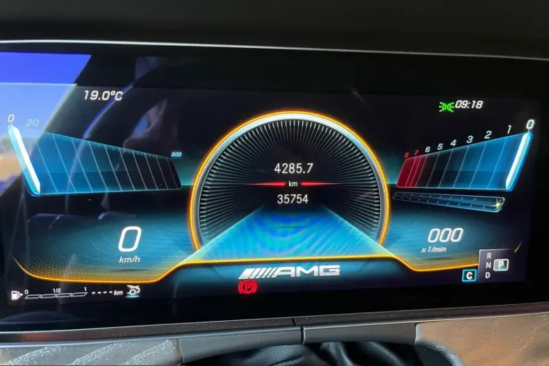 Mercedes-Benz AMG GT (Clasa GT) din 2021 cu 35.500 km - oferta MER258749 - foto 6