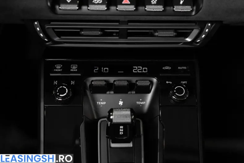 Porsche 911 din 2024 cu 4.200 km - oferta POR258762 - foto 25