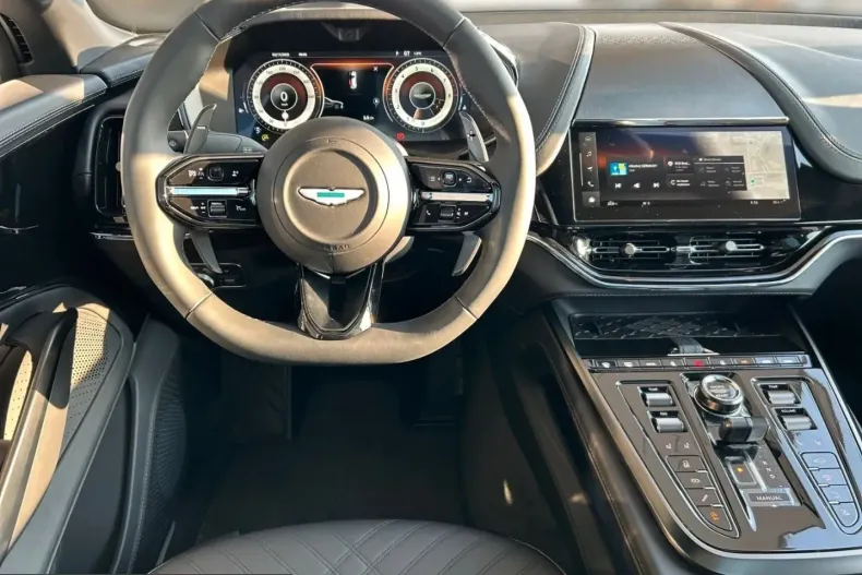 Aston Martin DBX din 2025 cu 10.500 km - oferta AST258763 - foto 13