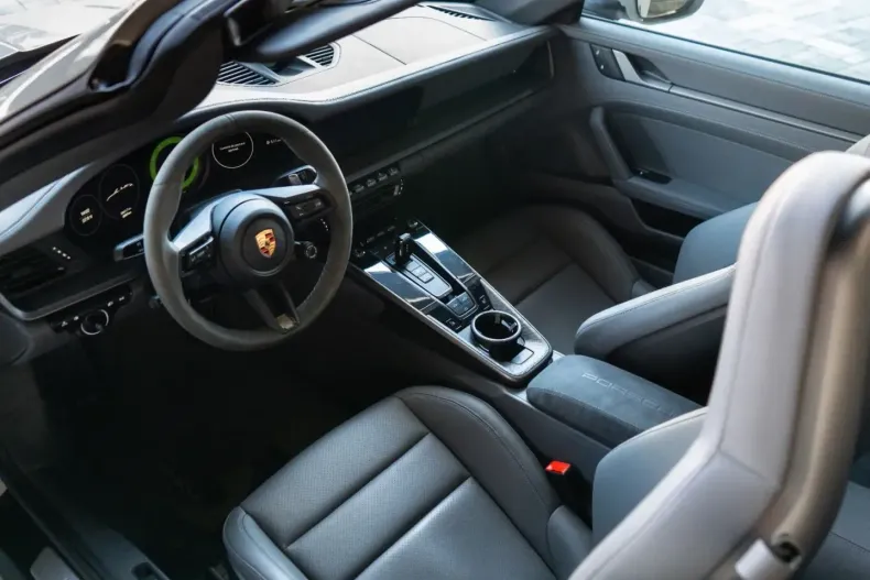Porsche 911 din 2025 cu 3.861 km - oferta POR258770 - foto 11