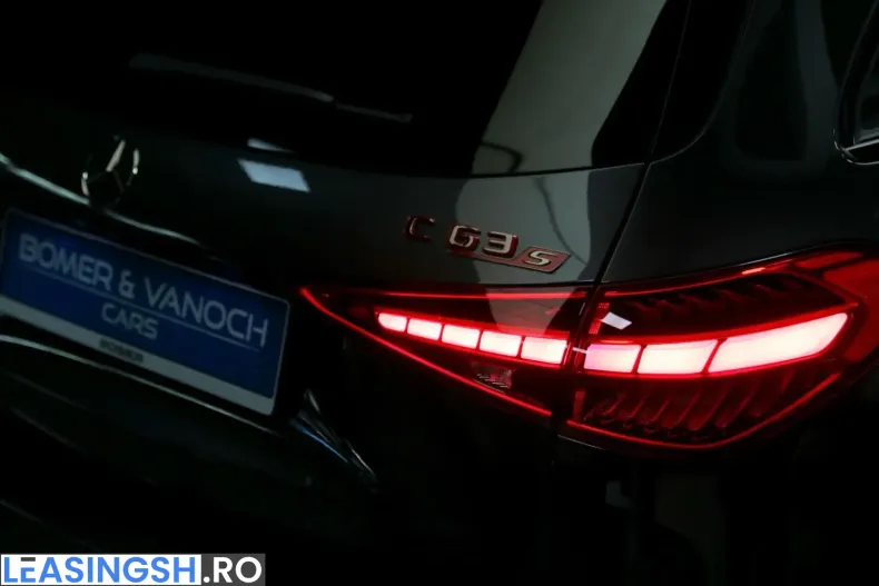 Mercedes-Benz C 63 AMG (Clasa C) din 2023 cu 19.865 km - oferta MER258778 - foto 24