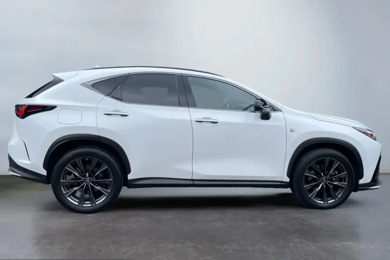 Lexus NX 450h din 2022 cu 38.503 km - oferta LEX258785 - foto 8