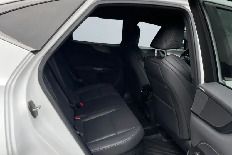 Lexus NX 450h din 2022 cu 38.503 km - oferta LEX258785 - foto 17