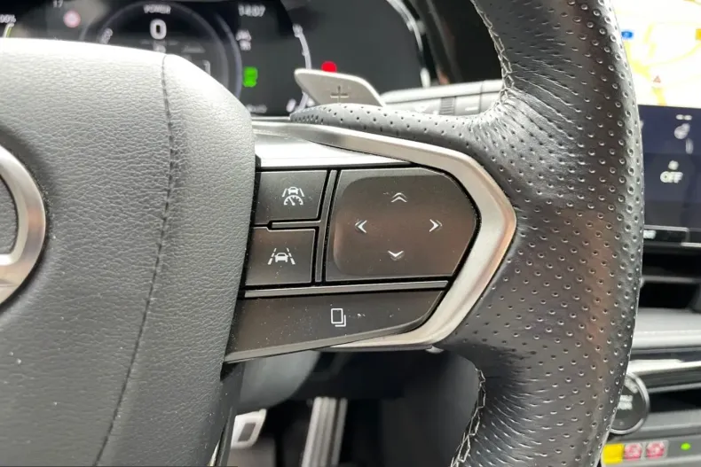 Lexus NX 450h din 2022 cu 38.503 km - oferta LEX258785 - foto 23