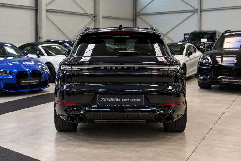Porsche Cayenne din 2023 cu 34.198 km - oferta POR258787 - foto 7