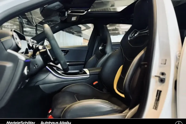 Mercedes-Benz C 63 AMG (Clasa C) din 2024 cu 35.072 km - oferta MER258788 - foto 4