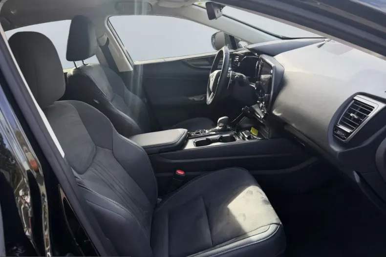 Lexus NX 350h din 2022 cu 38.221 km - oferta LEX258789 - foto 17