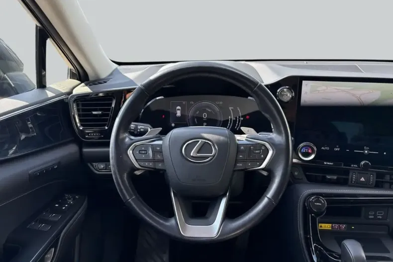 Lexus NX 450h din 2022 cu 63.009 km - oferta LEX258792 - foto 15