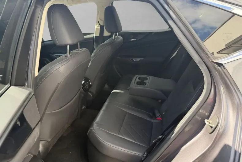 Lexus NX 350h din 2023 cu 66.625 km - oferta LEX258793 - foto 16