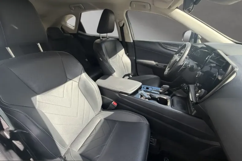 Lexus NX 350h din 2023 cu 66.625 km - oferta LEX258793 - foto 18