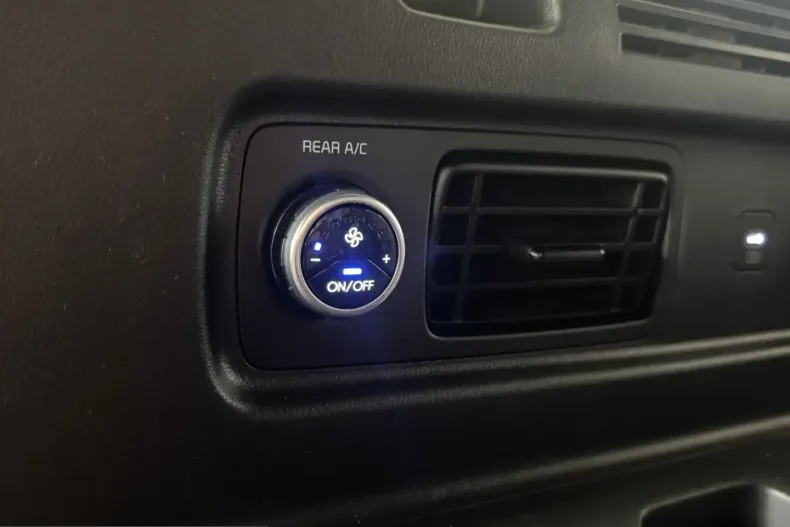 Hyundai Santa Fe din 2025 cu 34.024 km - oferta HYU258795 - foto 21
