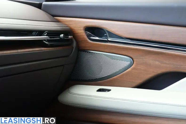 Aston Martin DB12 din 2025 cu 1.120 km - oferta AST258801 - foto 35