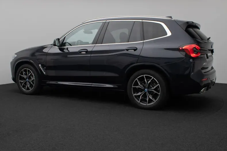BMW X3 (Seria X) din 2024 cu 42.114 km - oferta BMW258803 - foto 9