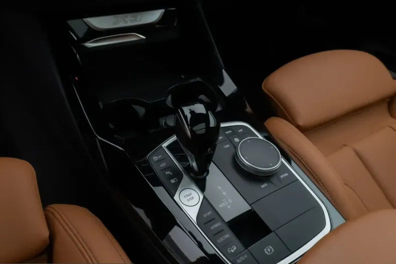 BMW X3 (Seria X) din 2024 cu 42.114 km - oferta BMW258803 - foto 21
