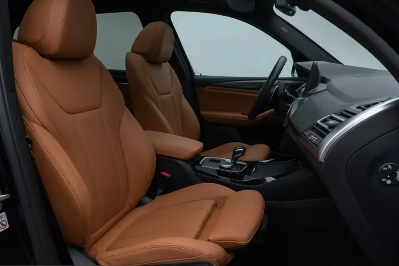 BMW X3 (Seria X) din 2024 cu 42.114 km - oferta BMW258803 - foto 36