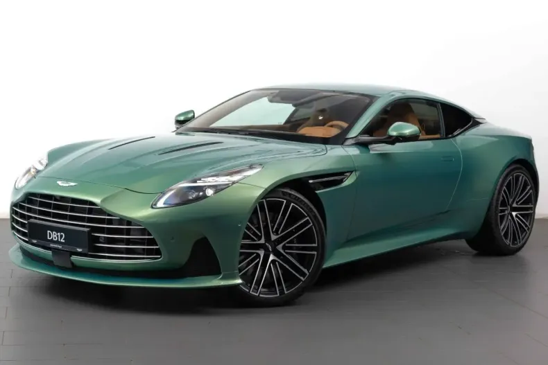 Aston Martin DB12 din 2025 cu 2.700 km - oferta AST258806 - foto 1