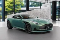 Aston Martin DB12 din 2025 cu 2.700 km - oferta AST258806 - foto 2