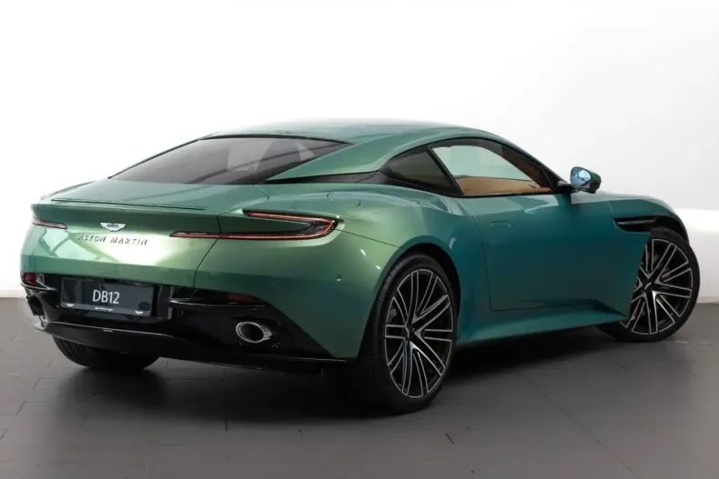 Aston Martin DB12 din 2025 cu 2.700 km - oferta AST258806 - foto 9