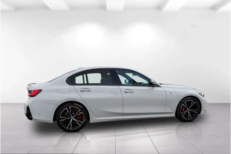 BMW 318 (Seria 3) din 2024 cu 20.100 km - oferta BMW258825 - foto 2