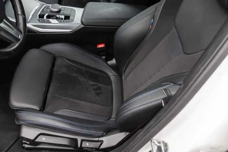 BMW 318 (Seria 3) din 2024 cu 20.100 km - oferta BMW258825 - foto 9