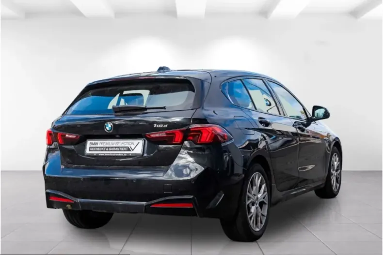 BMW 118 (Seria 1) din 2024 cu 12.300 km - oferta BMW258826 - foto 4