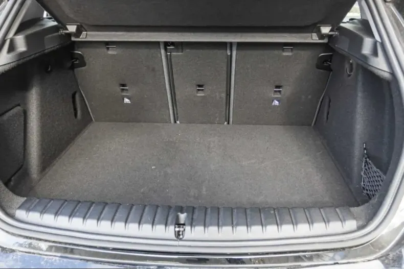 BMW 118 (Seria 1) din 2024 cu 12.300 km - oferta BMW258826 - foto 14