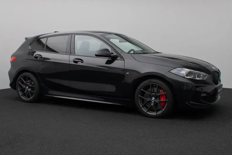 BMW 120 (Seria 1) din 2023 cu 51.711 km - oferta BMW258833 - foto 2