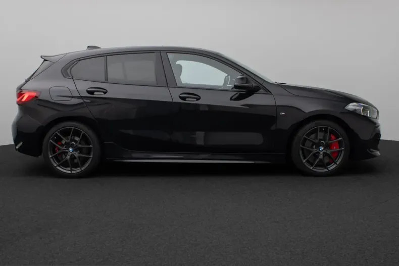 BMW 120 (Seria 1) din 2023 cu 51.711 km - oferta BMW258833 - foto 4