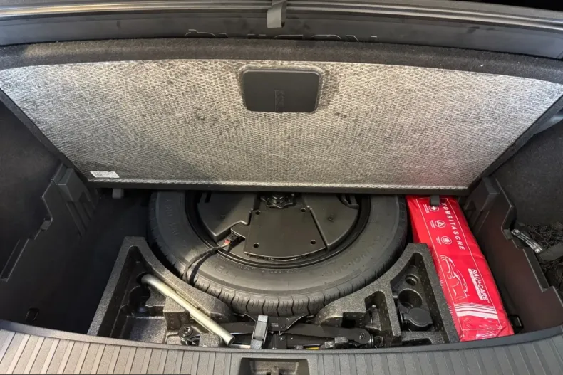 Skoda Kodiaq din 2025 cu 25.224 km - oferta SKO258837 - foto 35