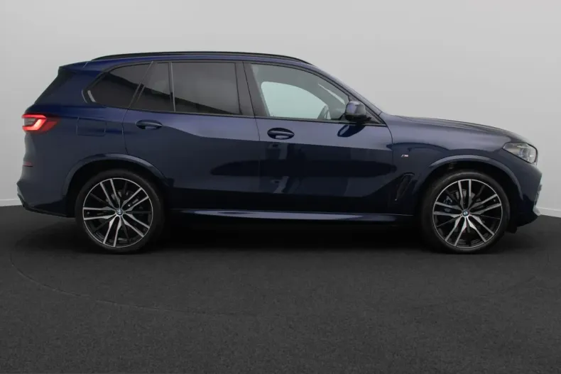 BMW X5 (Seria X) din 2023 cu 38.495 km - oferta BMW258838 - foto 4