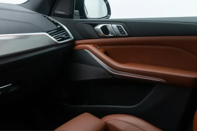 BMW X5 (Seria X) din 2023 cu 38.495 km - oferta BMW258838 - foto 37