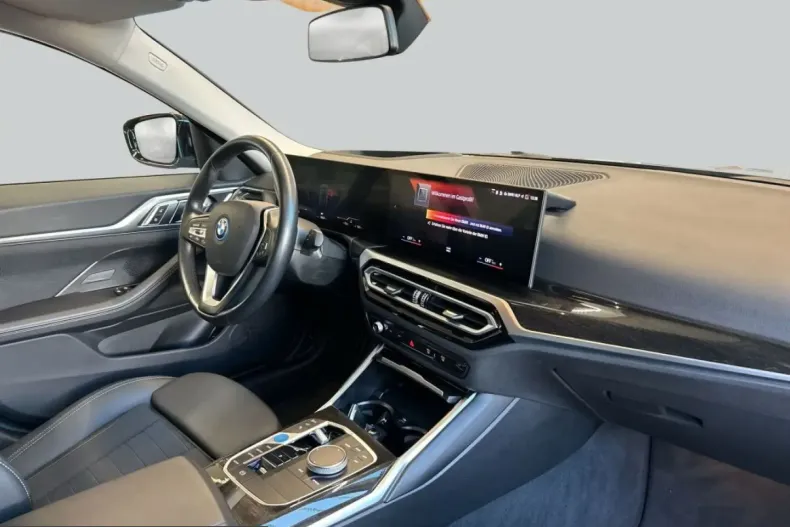BMW i4 (Seria 4) din 2023 cu 59.631 km - oferta BMW258841 - foto 14