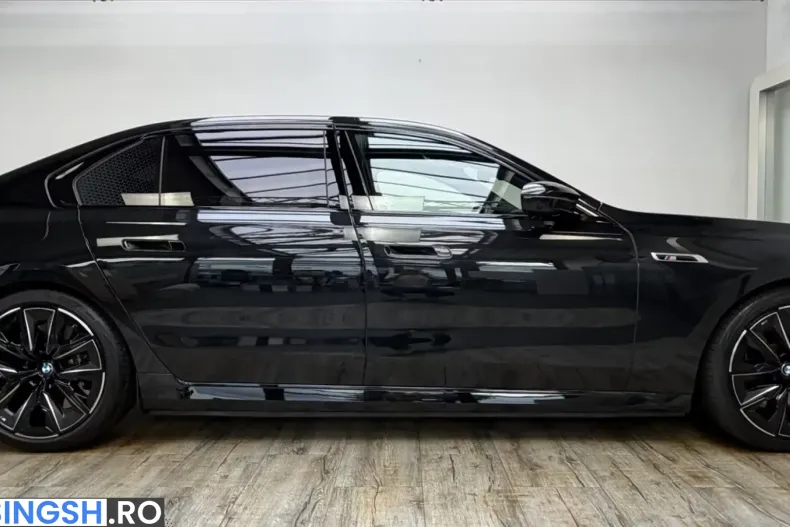 BMW M760 (Seria 7) din 2026 cu 6.200 km - oferta BMW258842 - foto 6