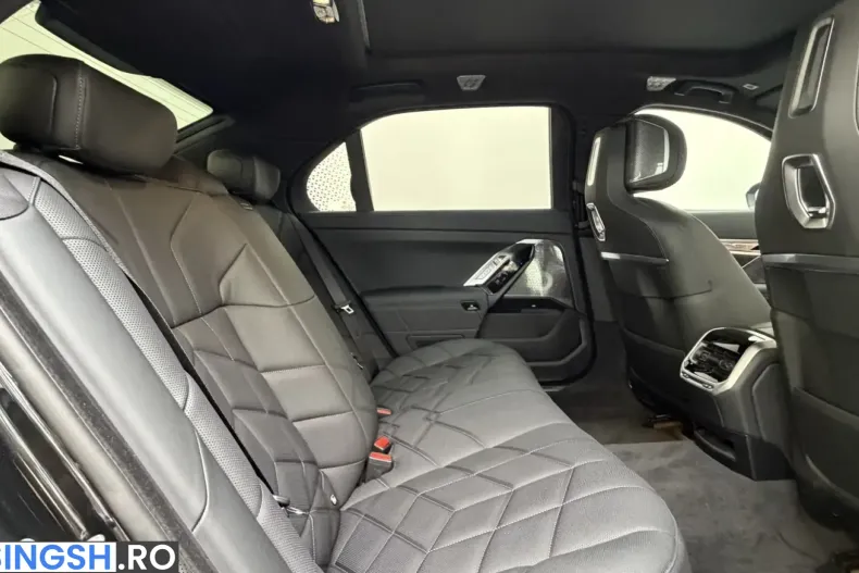 BMW M760 (Seria 7) din 2026 cu 6.200 km - oferta BMW258842 - foto 9