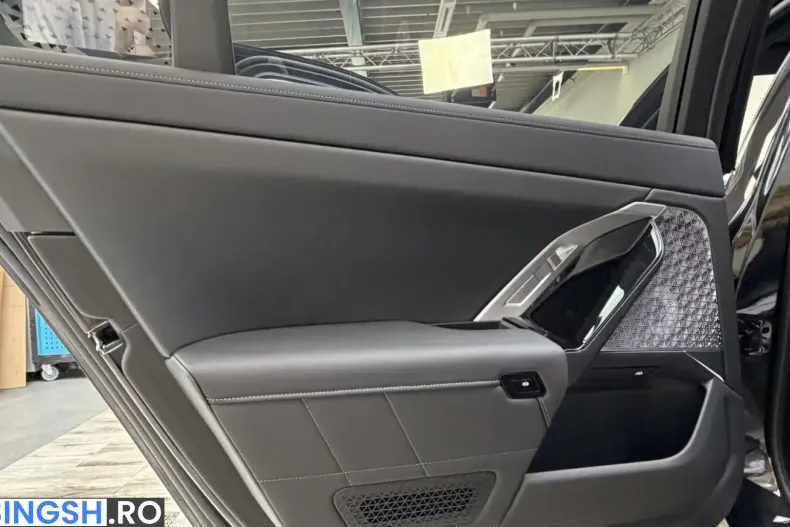 BMW M760 (Seria 7) din 2026 cu 6.200 km - oferta BMW258842 - foto 31