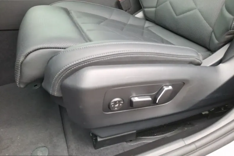 BMW 520 (Seria 5) din 2025 cu 24.646 km - oferta BMW258846 - foto 20