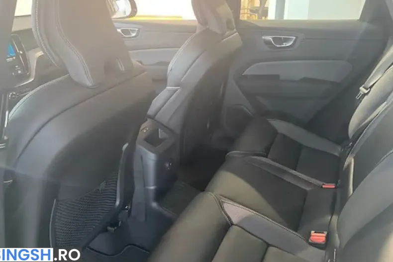 Volvo XC60 din 2026 cu 51 km - oferta VOL258862 - foto 9