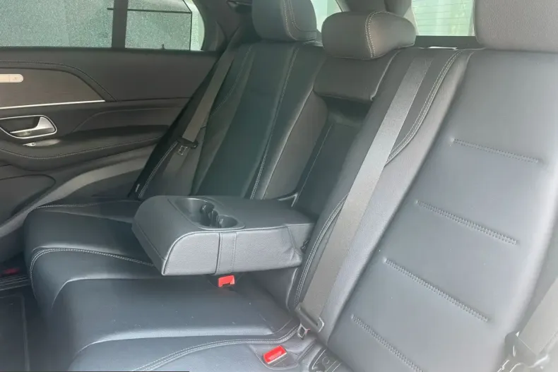 Mercedes-Benz GLE 400 (Clasa GLE) din 2025 cu 13.598 km - oferta MER258864 - foto 15