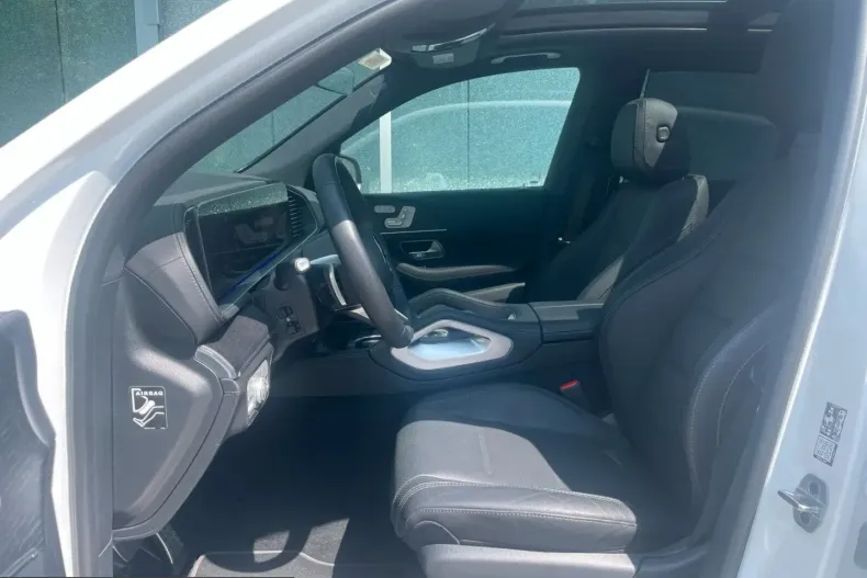 Mercedes-Benz GLE 400 (Clasa GLE) din 2025 cu 13.598 km - oferta MER258864 - foto 19