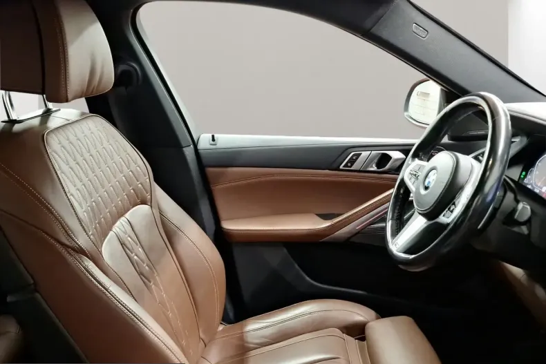 BMW X6 (Seria X) din 2023 cu 88.715 km - oferta BMW258870 - foto 5