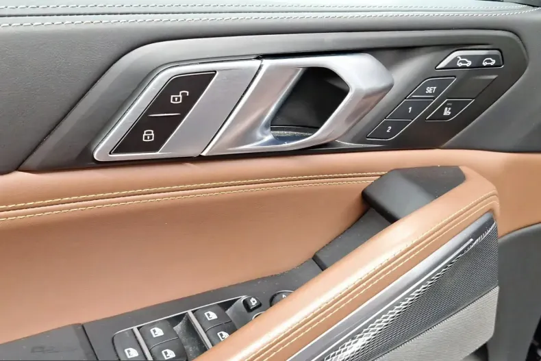 BMW X6 (Seria X) din 2023 cu 88.715 km - oferta BMW258870 - foto 16