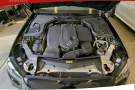 Mercedes-Benz E 300 (Clasa E) din 2022 cu 111.000 km - oferta MER258874 - foto 15