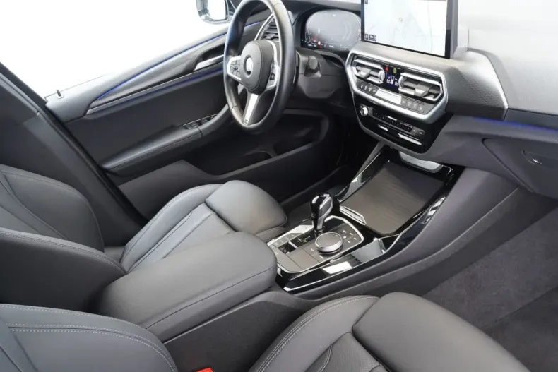 BMW X3 (Seria X) din 2024 cu 31.274 km - oferta BMW258897 - foto 13